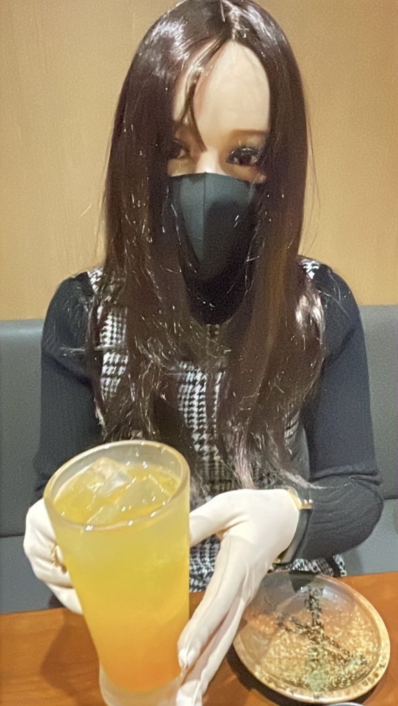 マスクより高ヒールの方がきつかったよ(^^;;マスクなお姉とごはん