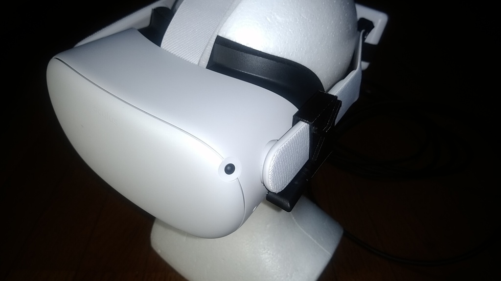 Quest2用Linkケーブル保護パーツ