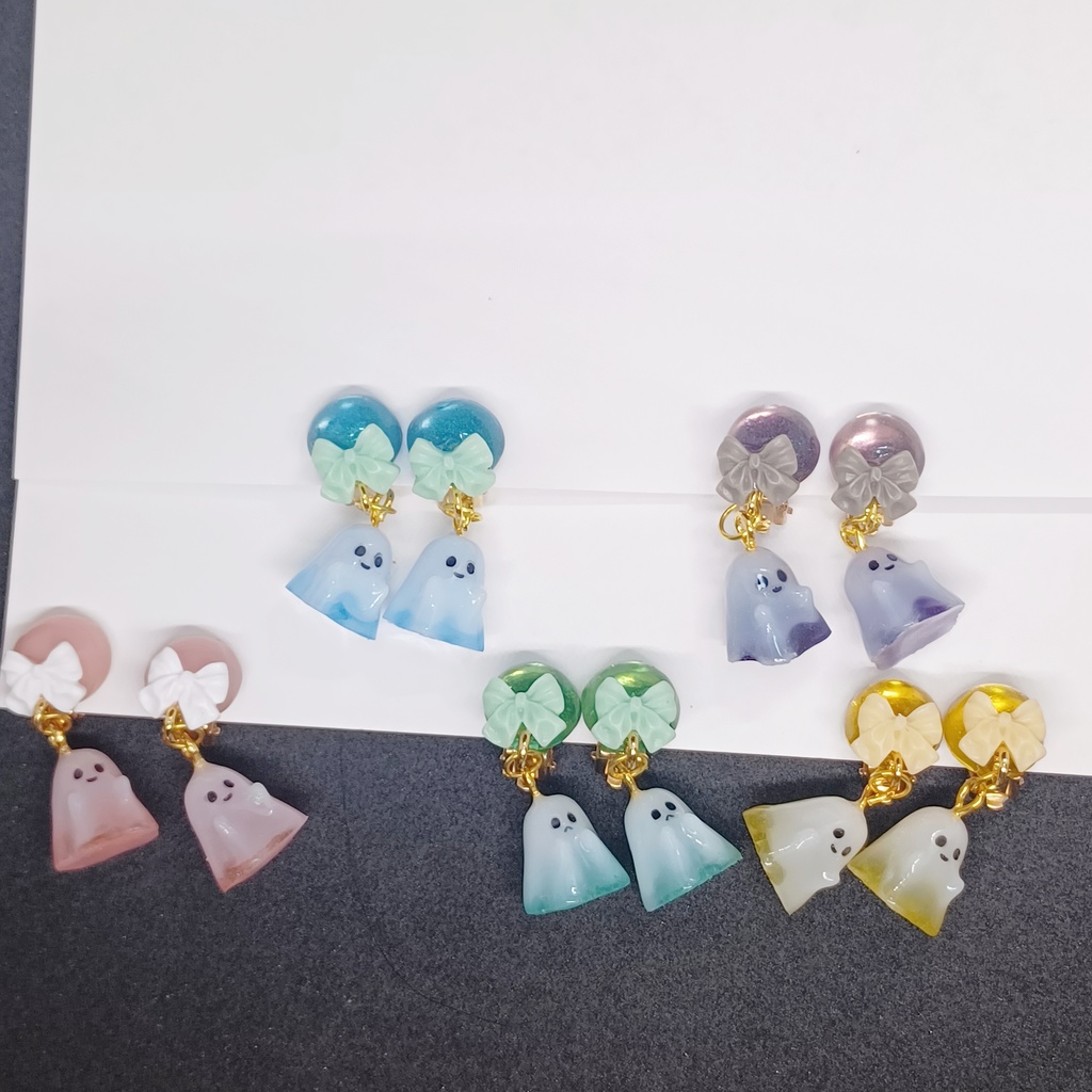 ゆらゆらおばけのイヤリングB