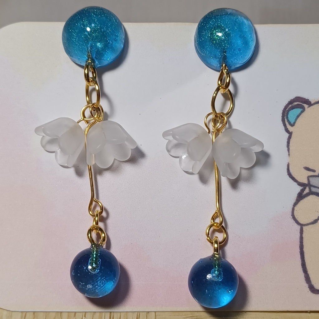 空の雫ピアス