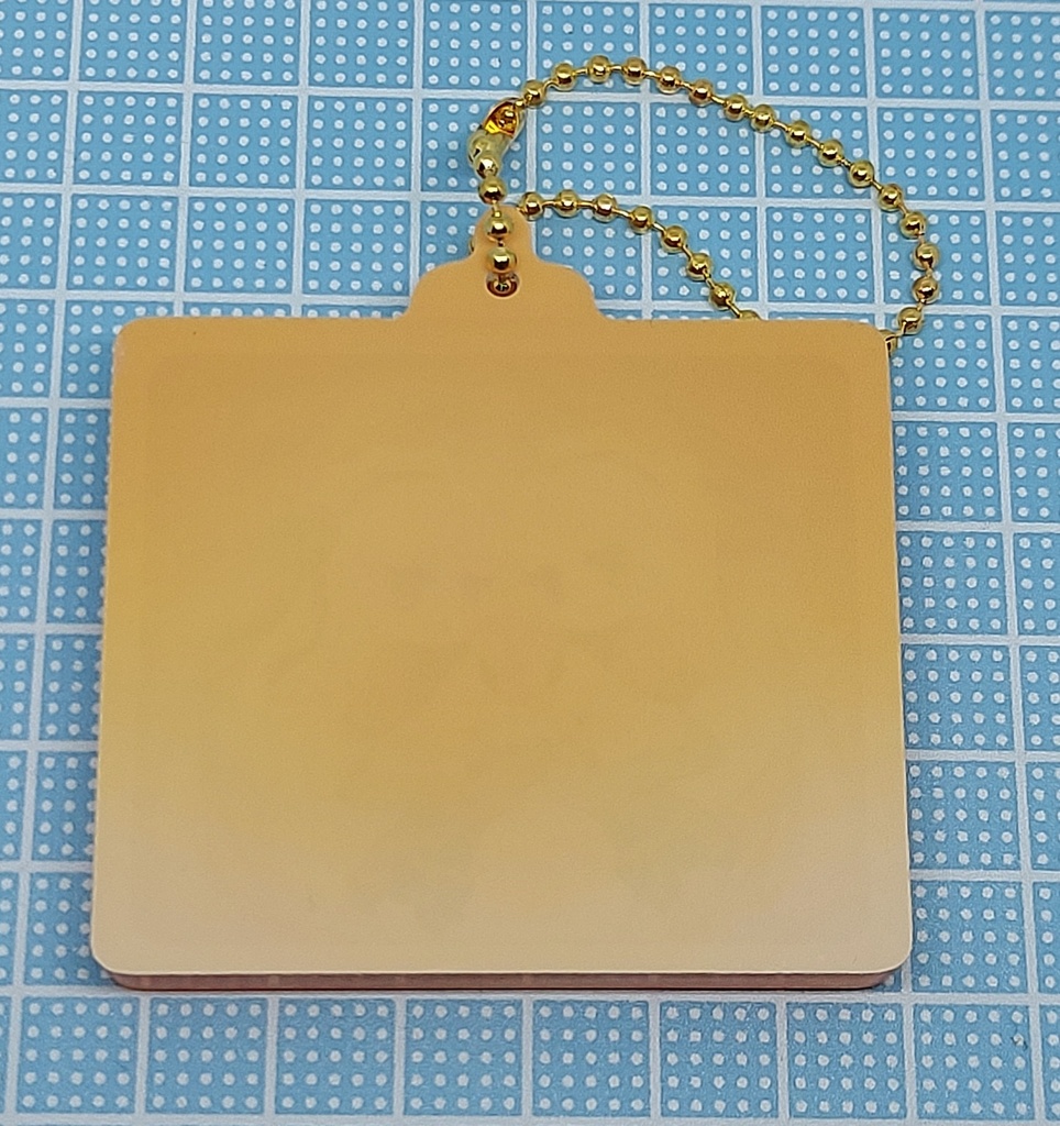 ダイカットドミノアクキー