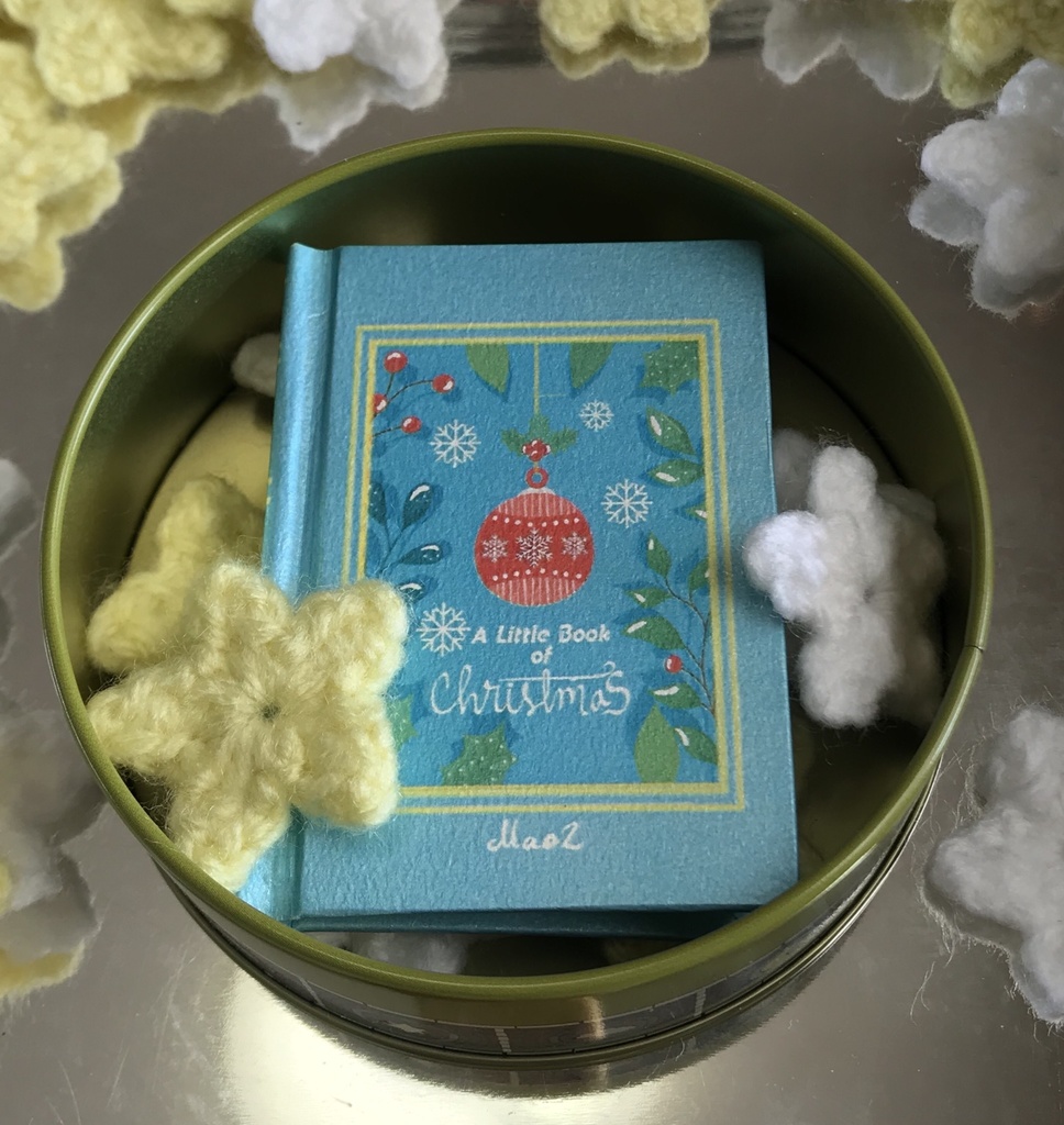 【あんしんBOOTHパック配送】A Little Book of Christmas