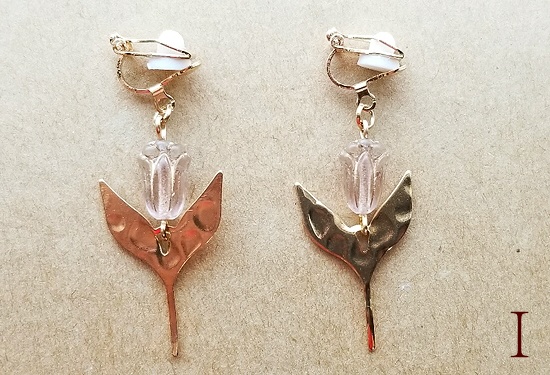 ★カラーバリエ増★一輪チューリップのイヤリング(カラーバリエーション有)