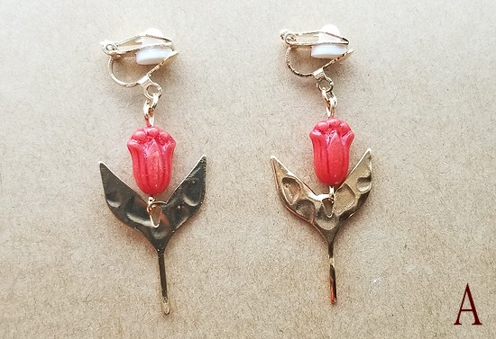 ★カラーバリエ増★一輪チューリップのイヤリング(カラーバリエーション有)