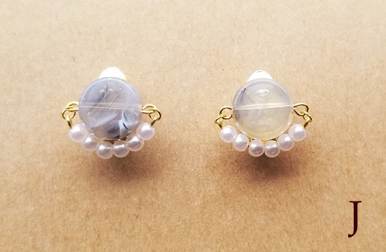 フェイクストーンコインとボトムパールのイヤリング(カラーバリエーション有)