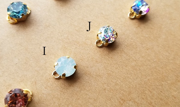 スワロフスキー・ガラスのシンプルブレスレット(バリエーション有)