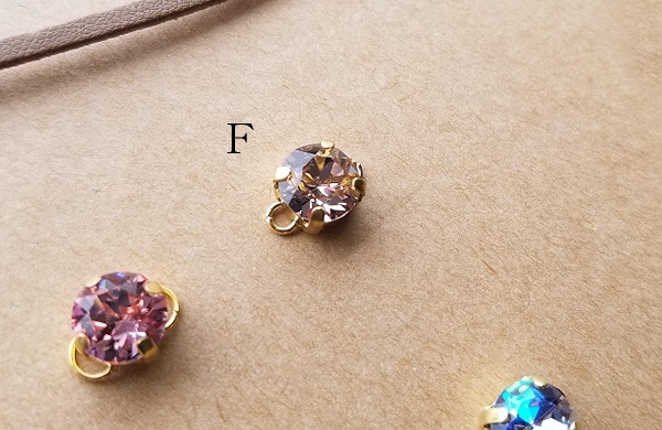 スワロフスキー・ガラスのシンプルブレスレット(バリエーション有)