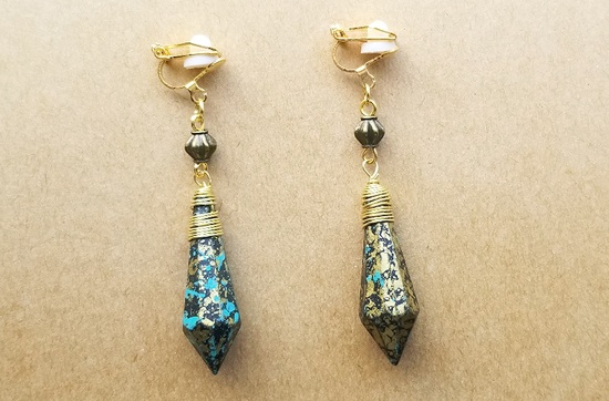 スプラッシュカラーのイヤリング（ペンデュラム）