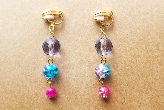 グラデーションビーズのイヤリング（A）