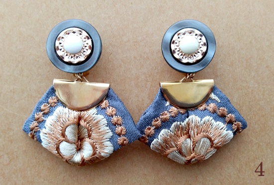 (25/09/09追加)インド刺繍リボンタッセルのイヤリング(バリエーション有)