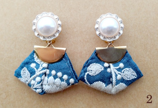 (25/09/09追加)インド刺繍リボンタッセルのイヤリング(バリエーション有)