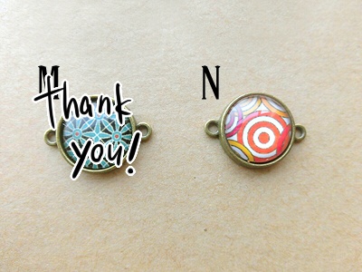 ガラスカボションのワンポイントブレスレット(バリエーション有)