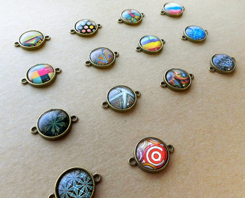 ガラスカボションのワンポイントブレスレット(バリエーション有)