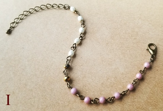 小粒チェコビーズのブレスレット(バリエーション有)