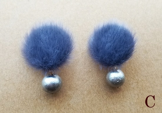 ファーカボションと一粒パールのイヤリング(バリエーション有)