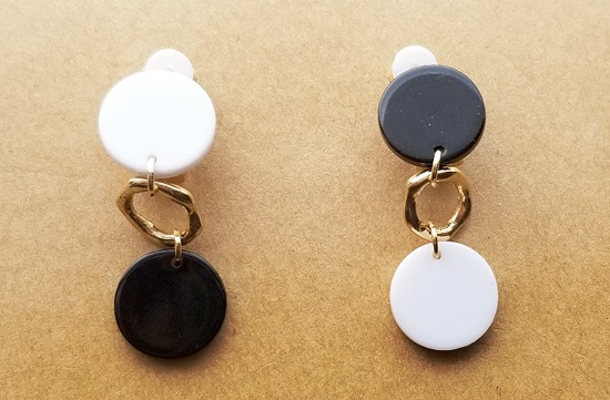 オセロカラーイヤリング