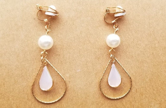 二重ドロップとパールビーズのイヤリング（ローズクォーツ）