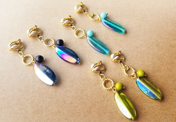 オーロラガラスのイヤリング（バリエーション有）