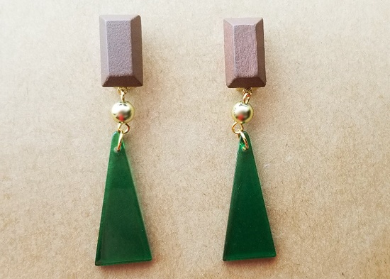 ウッド×トライアングルのイヤリング