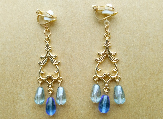 ドロップガラスのシャンデリアイヤリング（D）