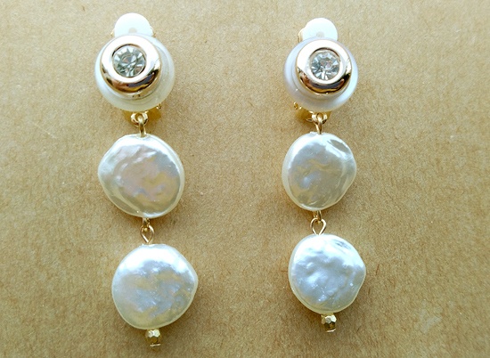 リメイクボタンのイヤリング（E）