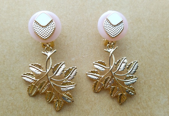 リメイクボタンのイヤリング（O）