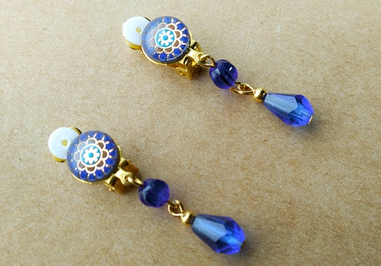 カラフルタイルカボションとガラスビーズのイヤリング(E)