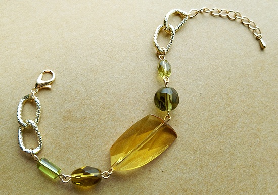 ランダムシェイプのガラスブレスレット(E)