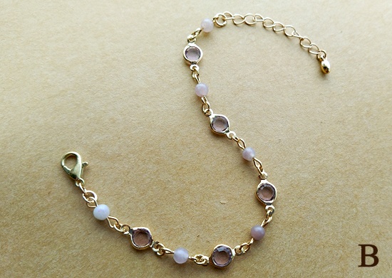 ストーンビーズとフレームコネクターのブレスレット(バリエーション有)