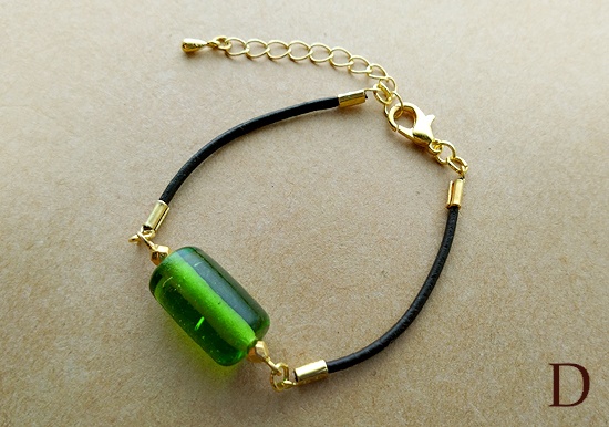 チューブガラスと革紐のブレスレット(バリエーション有)