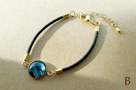 アルコールインク柄カボションの革紐ブレスレット(バリエーション有)