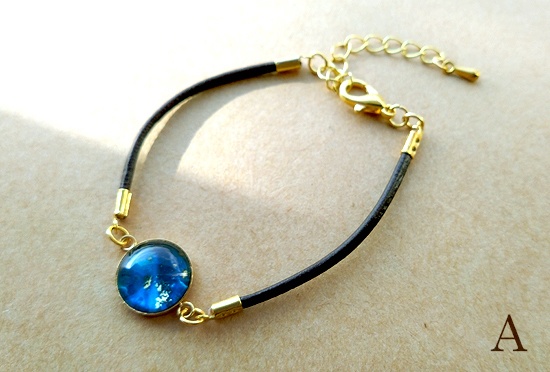 アルコールインク柄カボションの革紐ブレスレット(バリエーション有)