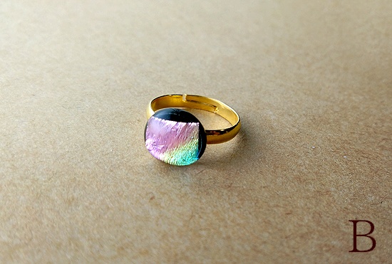 ダイクロガラスの指輪(バリエーション有)
