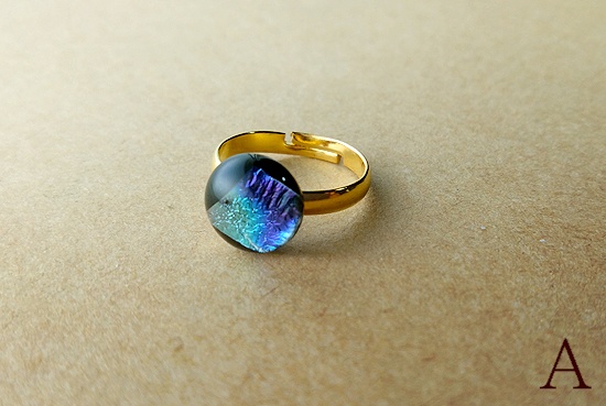 ダイクロガラスの指輪(バリエーション有)