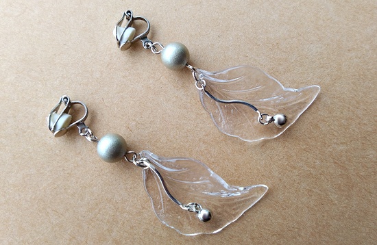 冬色落ち葉のイヤリング(C)