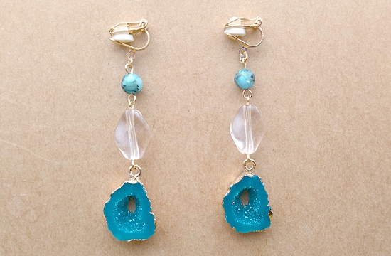 氷色ドゥルージーイヤリング（緑青）