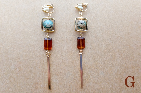 チェコスクエアビーズのIラインイヤリング(バリエーション有)