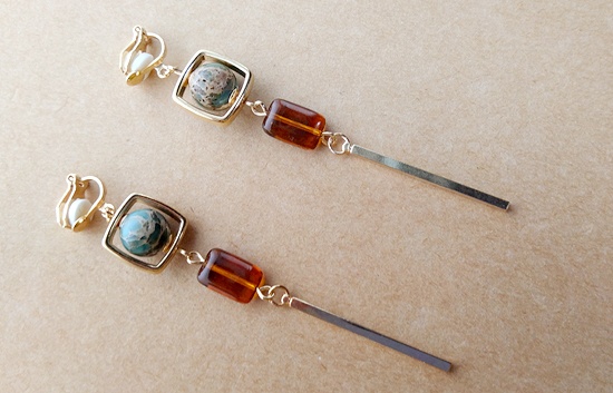 チェコスクエアビーズのIラインイヤリング(バリエーション有)