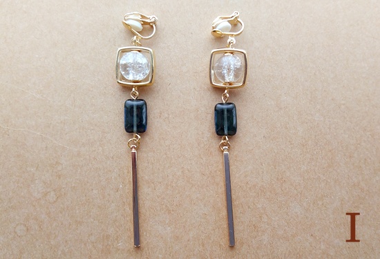 チェコスクエアビーズのIラインイヤリング(バリエーション有)