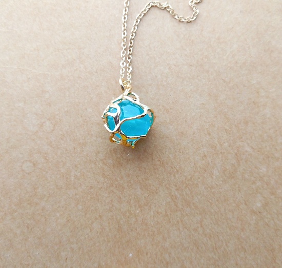 ブルーガラスのケージネックレス（A）