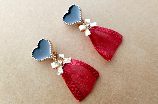 ラッピングリボンのイヤリング(B)