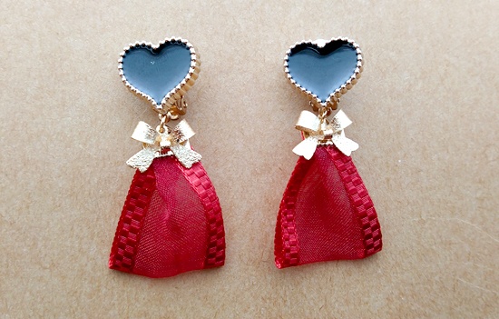 ラッピングリボンのイヤリング（B）