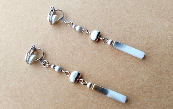 銀の雪解けスティックイヤリング(A)