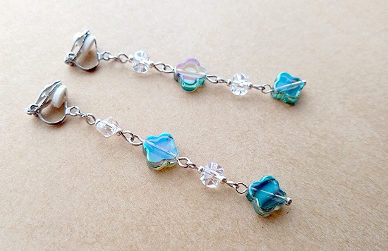 春待つ緑のイヤリング