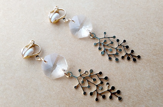 氷点下の枝イヤリング