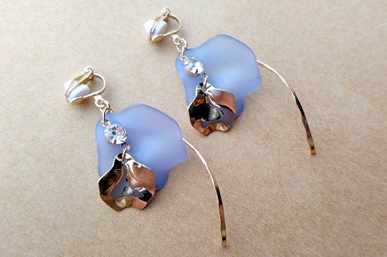 フロストペタルイヤリング(blue)