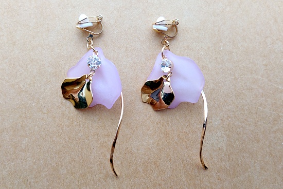 フロストペタルイヤリング（purple）