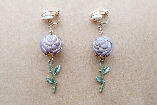シルキーローズのイヤリング
