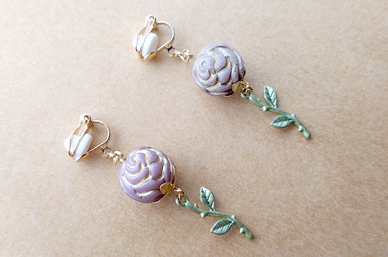 シルキーローズのイヤリング