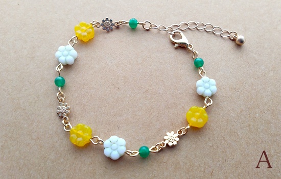 チェコビーズのデイジーチェーンブレスレット(バリエーション有)
